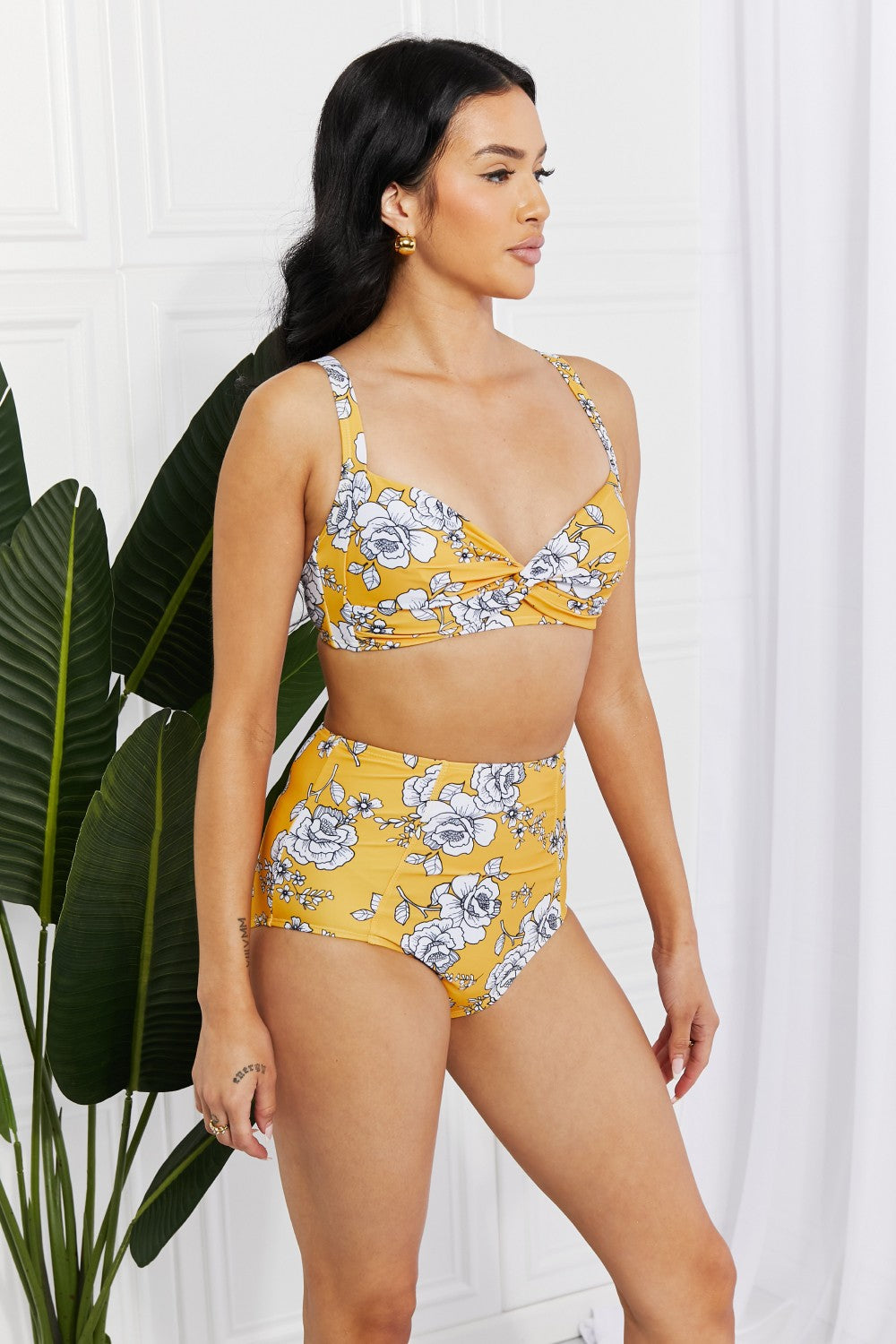 Високи бикини Swim Take A Dip Twist в горчица