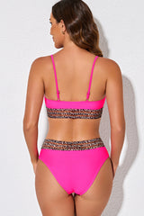 Set de bikini cu contrast leopard